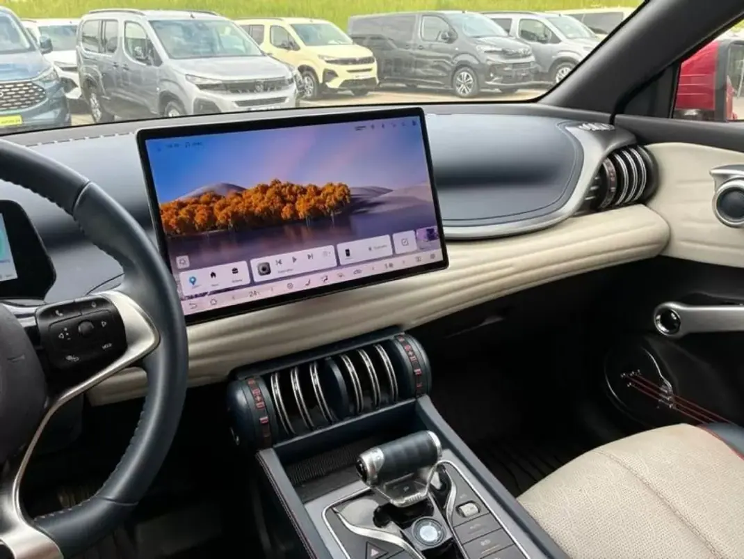 BYD Atto 3 2023 - 27990 EUR, 42580 km - 42580km - foto 12 de 15