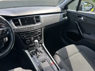 Peugeot 508 SW 2018 - 13900 EUR, 155000 km - AUTO.MOTO.pt - 155000km - foto 39 de 68