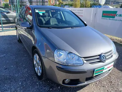 Volkswagen Golf 2006 - 7150 EUR, 102943 km - AUTO.MOTO.pt - 102943km - foto 7 de 26