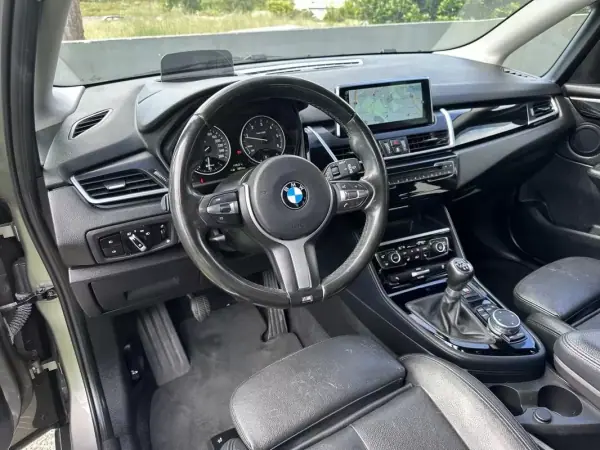 BMW 218 Active Tourer 2014 - 13900 EUR, 150000 km - AUTO.MOTO.pt - 150000km - foto 27 de 60