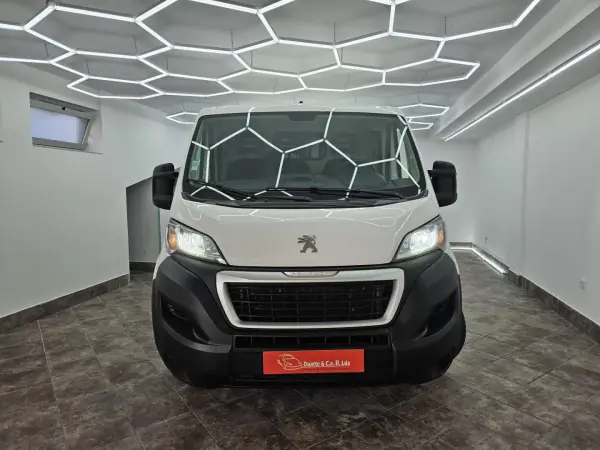 Peugeot BOXER 2.0 BlueHDi 435 L4H2 Premium 2017 - 15990 EUR, 168872 km - AUTO.MOTO.pt - 168872km - foto 2 de 30