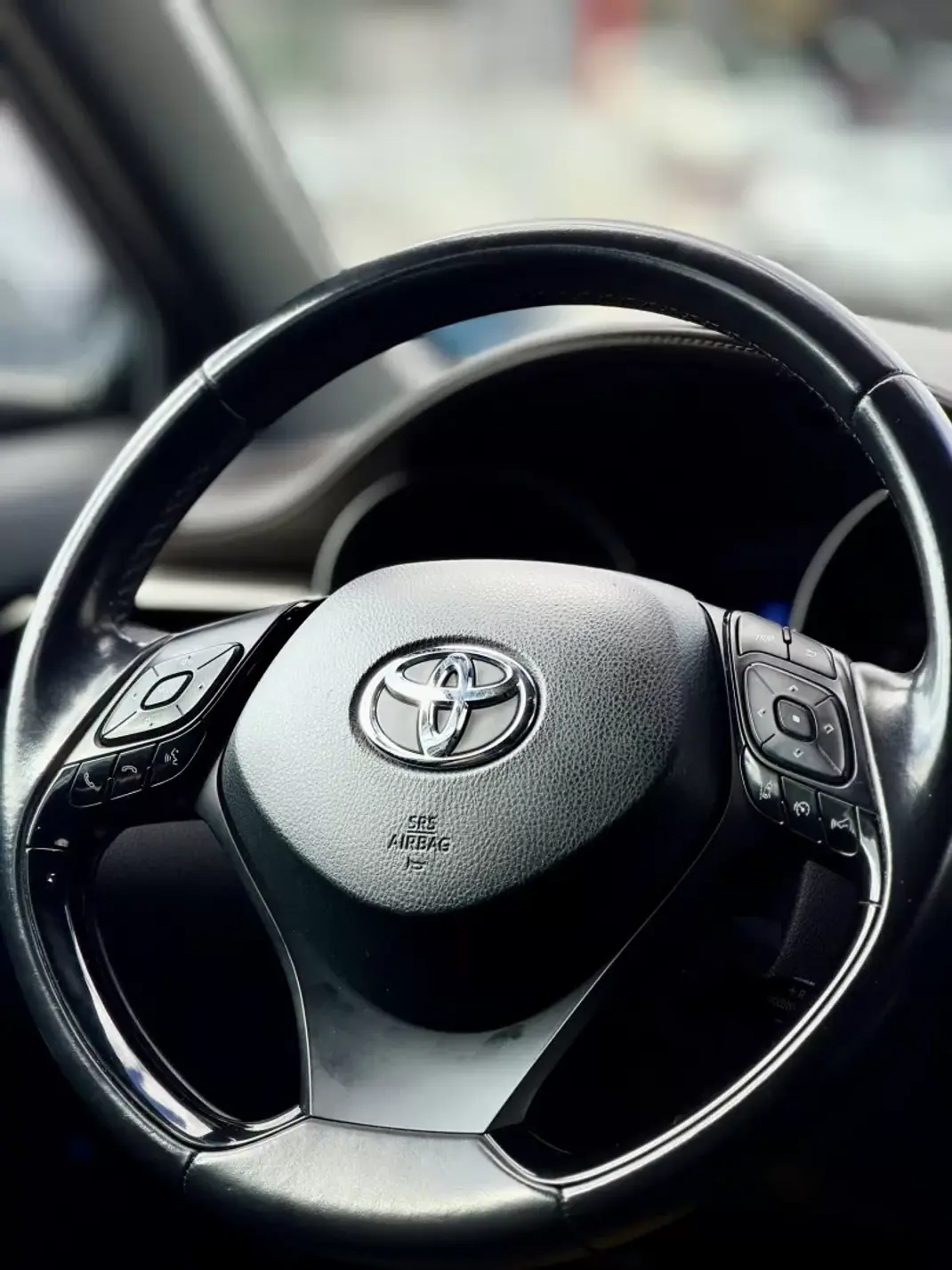 Toyota C-HR 2019 - 23950 EUR, 80000 km - 80000km - foto 31 de 31
