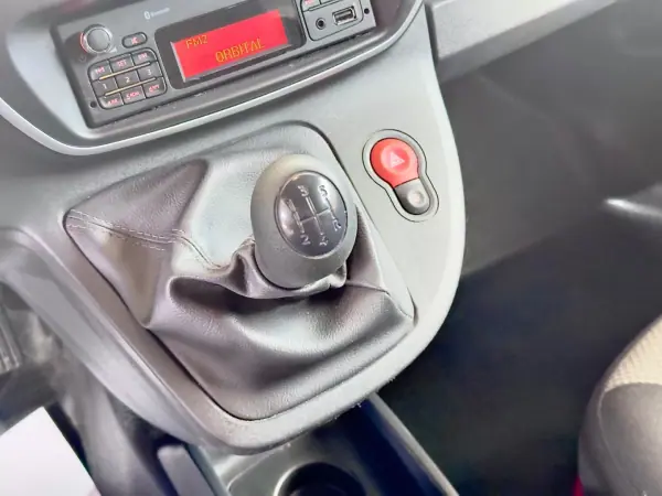 Renault KANGOO 1.5 BLUE DCI 3LUG EDITION ONE 2019 - 11500 EUR, 161094 km - AUTO.MOTO.pt - 161094km - foto 24 de 25