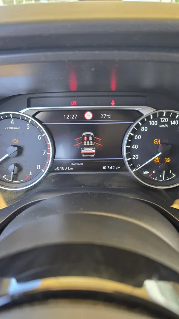 Nissan Qashqai 2021 - 21000 EUR, 50000 km - AUTO.MOTO.pt - 50000km - foto 5 de 12