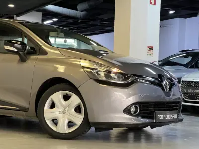 Renault Clio 2013 - 7990 EUR, 160000 km - 160000km - foto 22 de 38