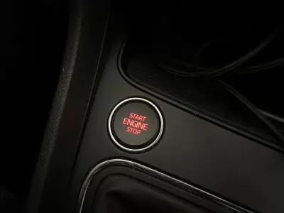 SEAT Leon ST 2018 - 11750 EUR, 195000 km - AUTO.MOTO.pt - 195000km - foto 28 de 35