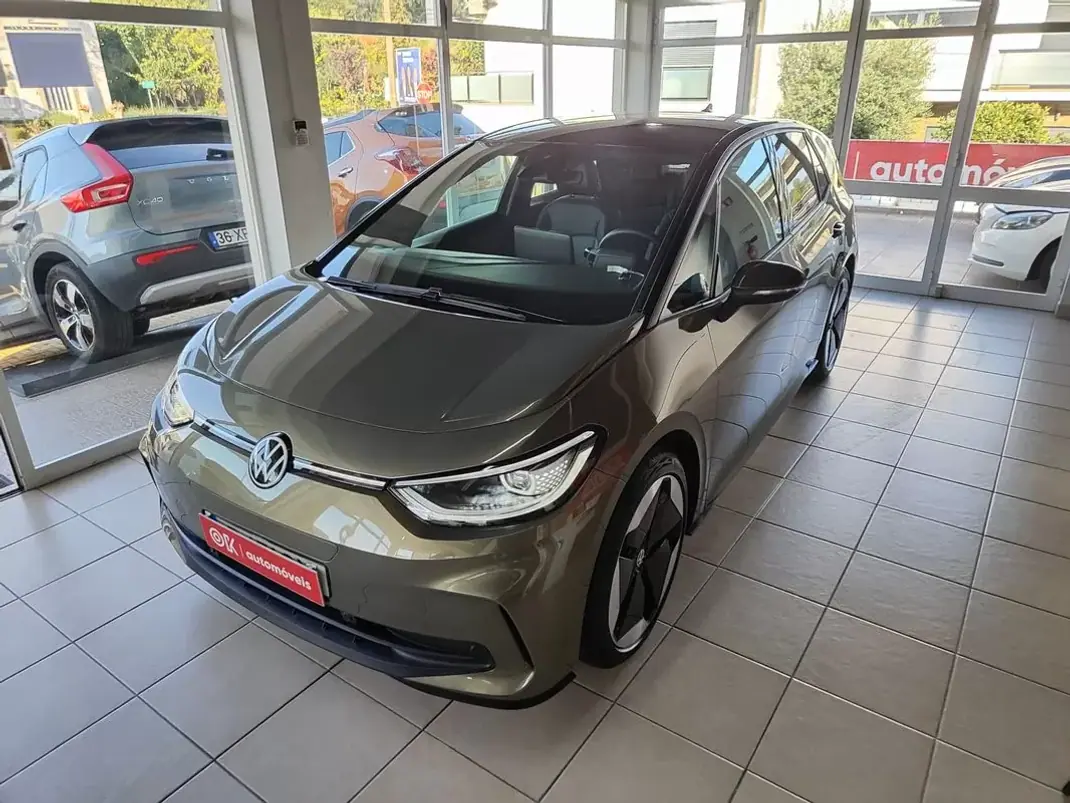 Volkswagen ID.3 2024 - 32750 EUR, 4000 km - AUTO.MOTO.pt - 4000km - foto 6 de 36