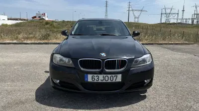 BMW 316 2010 - 7950 EUR, 250000 km - AUTO.MOTO.pt - 250000km - foto 8 de 20