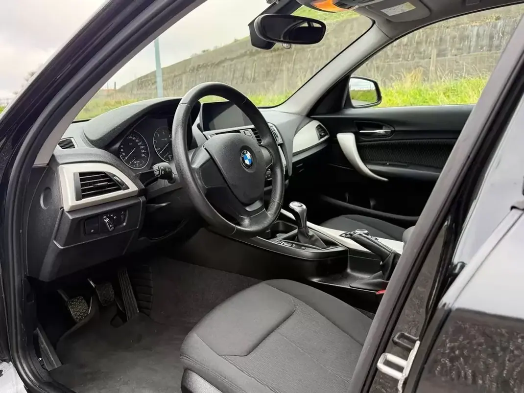 BMW 116 2017 - 16900 EUR, 104000 km - AUTO.MOTO.pt - 104000km - foto 4 de 14