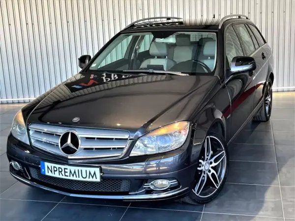 Mercedes-Benz C 220 2008 - 13990 EUR, 231000 km - AUTO.MOTO.pt - 231000km - foto 12 de 42