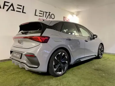 Cupra Born 2024 - 28450 EUR, 41000 km - AUTO.MOTO.pt - 41000km - foto 7 de 31
