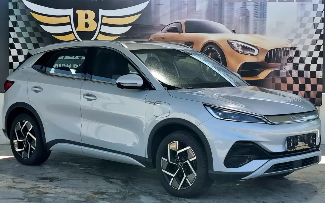 BYD Atto 3 2023 - 26500 EUR, 31000 km - AUTO.MOTO.pt - 31000km - foto 14 de 15