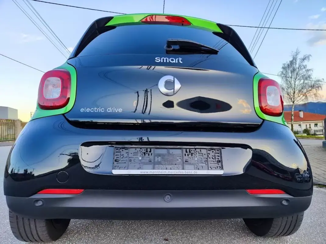 Smart ForFour 2017 - 13500 EUR, 44000 km - AUTO.MOTO.pt - 44000km - foto 19 de 46