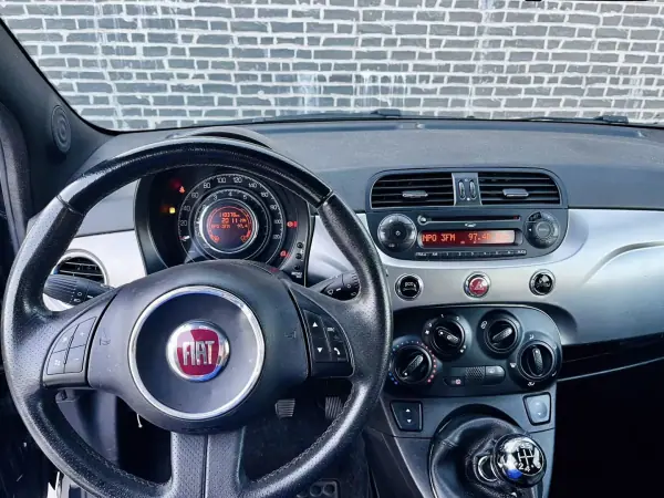 Fiat 500 2011 - 8250 EUR, 110000 km - AUTO.MOTO.pt - 110000km - foto 2 de 13