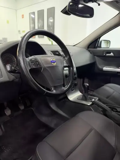 Volvo V50 2006 — photo 6 of 11