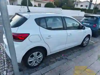 Dacia Sandero 2023 — foto 5 de 11
