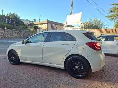 Mercedes-Benz A 200 2014 - 15900 EUR, 212000 km - 212000km - foto 13 de 32