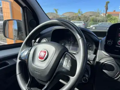 Fiat Fiorino 1.3 M-Jet Adventure 2020 - 9990 EUR, 159960 km - AUTO.MOTO.pt - 159960km - foto 17 de 20