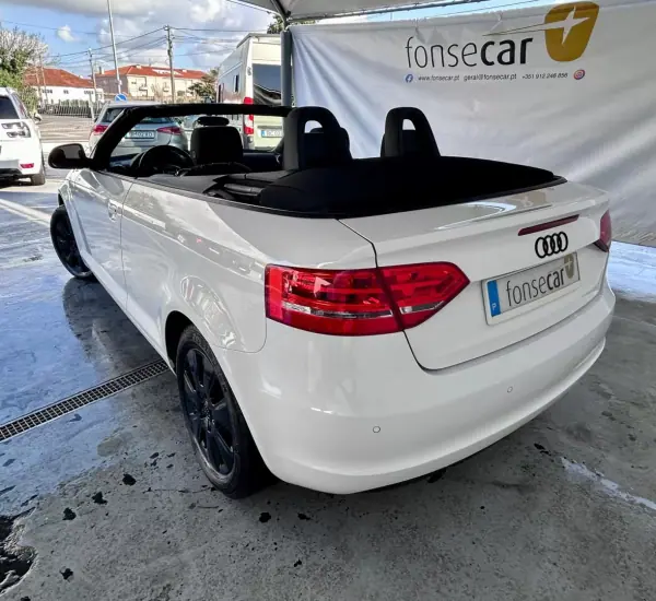 Audi A3 Cabrio 2009 - 11500 EUR, 125962 km - AUTO.MOTO.pt - 125962km - foto 4 de 16