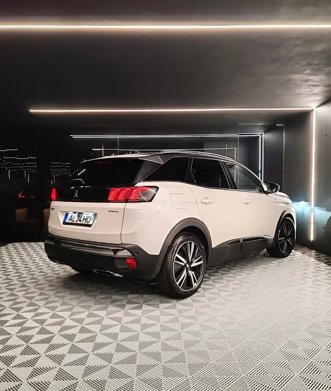 Peugeot 3008 2021 - 25750 EUR, 72000 km - AUTO.MOTO.pt - 72000km - foto 10 de 20