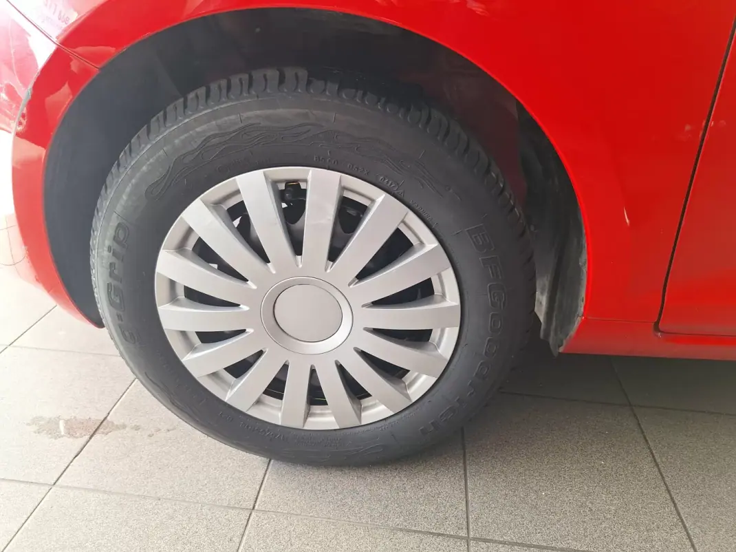 Ford KA 2014 - 5900 EUR, 163414 km - AUTO.MOTO.pt - 163414km - foto 7 de 12