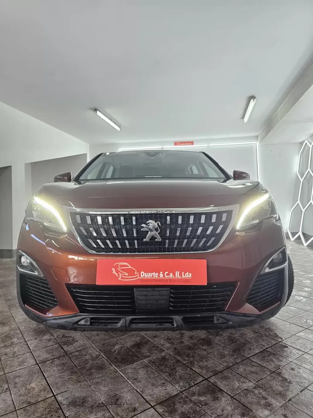 Peugeot 3008 2018 - 18500 EUR, 122503 km - AUTO.MOTO.pt - 122503km - foto 3 de 25