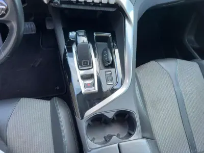 Peugeot 5008 2021 - 25900 EUR, 124114 km - AUTO.MOTO.pt - 124114km - foto 22 de 30