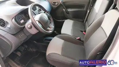 Renault Kangoo 2020 - 11950 EUR, 23421 km - AUTO.MOTO.pt - 23421km - foto 11 de 25