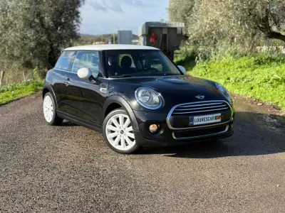 MINI One 2017 - 13500 EUR, 95900 km - AUTO.MOTO.pt - 95900km - foto 26 de 28
