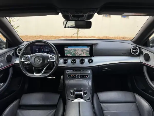 Mercedes-Benz E 220 2017 - 39950 EUR, 43877 km - AUTO.MOTO.pt - 43877km - foto 26 de 41