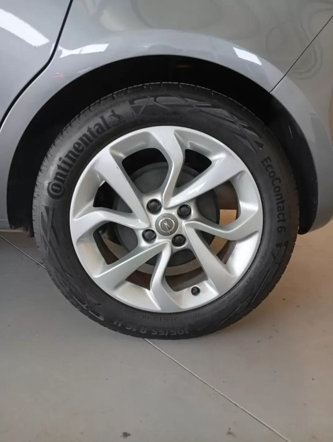 Opel Corsa 2019 - 12750 EUR, 69823 km - AUTO.MOTO.pt - 69823km - foto 9 de 19
