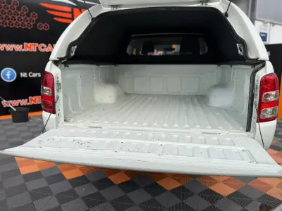 Mitsubishi L200 2.4 DI-D CE 3LUG Club Invite 4WD 2019 - 22900 EUR, 126907 km - AUTO.MOTO.pt - 126907km - foto 18 de 18