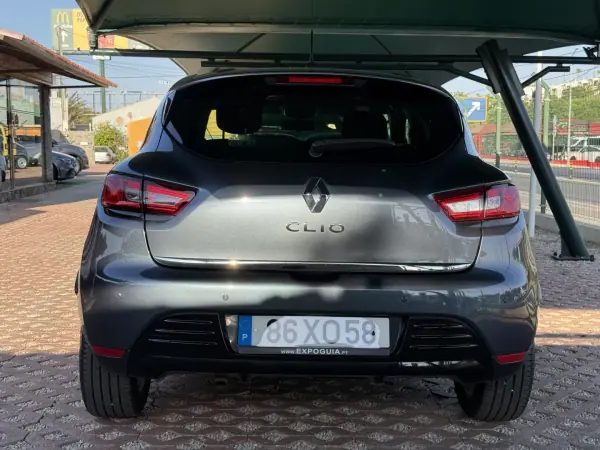 Renault Clio 2019 - 14900 EUR, 54906 km - AUTO.MOTO.pt - 54906km - foto 3 de 14