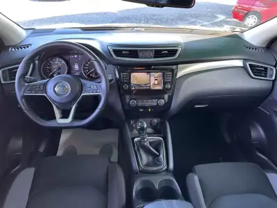 Nissan Qashqai 2018 - 19500 EUR, 84967 km - AUTO.MOTO.pt - 84967km - foto 13 de 18