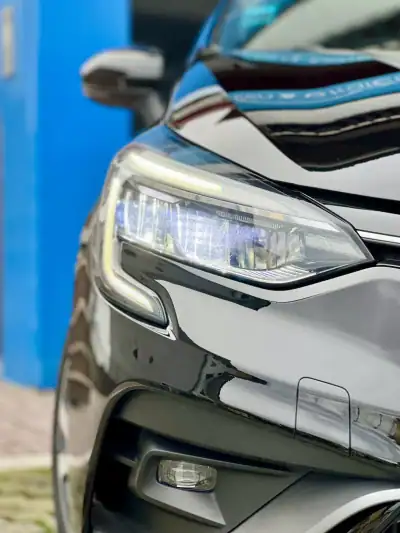 Renault Clio 2020 - 16950 EUR, 99000 km - AUTO.MOTO.pt - 99000km - foto 27 de 31