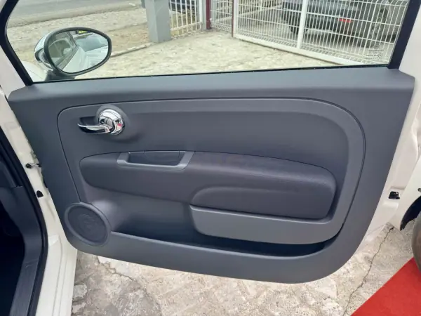 Fiat 500 2015 - 10950 EUR, 39226 km - 39226km - foto 21 de 21