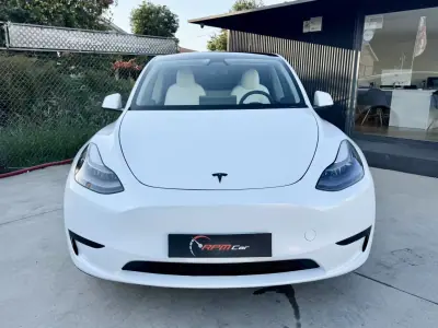 Tesla Model Y 2024 - 34999 EUR, 52000 km - foto 4 de 14