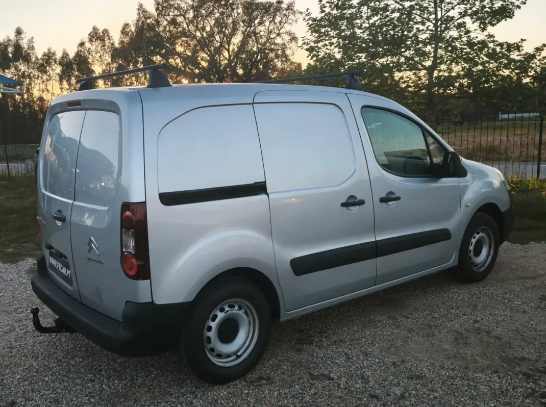 Citroën 2018 - 11374 EUR, 160909 km - AUTO.MOTO.pt - 160909km - foto 5 de 34