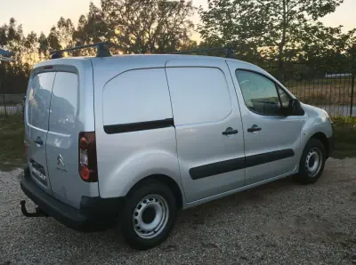 Citroën 2018 - 11374 EUR, 160909 km - AUTO.MOTO.pt - 160909km - foto 5 de 34