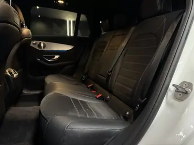 Mercedes-Benz EQC 2023 - 44990 EUR, 60200 km - AUTO.MOTO.pt - 60200km - foto 32 de 36