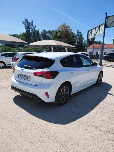 Ford Focus 2023 - 17900 EUR, 70000 km - AUTO.MOTO.pt - 70000km - foto 14 de 14