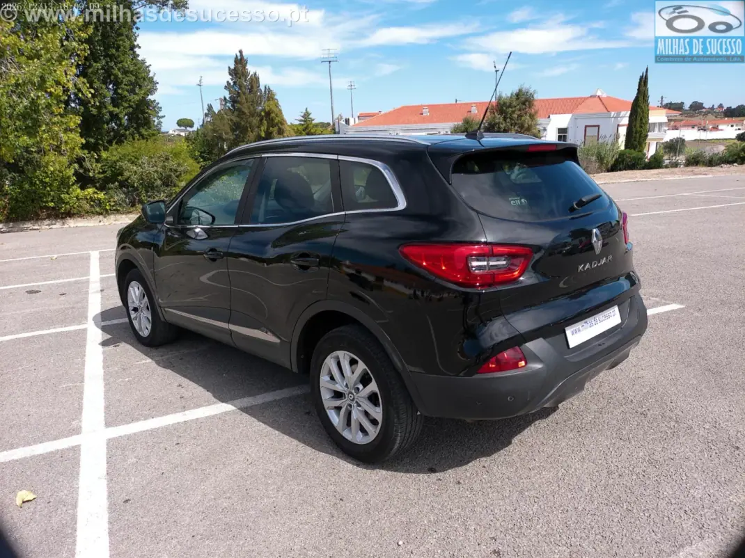 Renault Kadjar 2018 - 13850 EUR, 104000 km - 104000km - foto 4 de 19