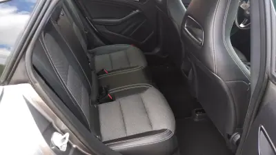 Mercedes-Benz CLA 180 2016 - 16950 EUR, 176000 km - AUTO.MOTO.pt - 176000km - foto 18 de 32