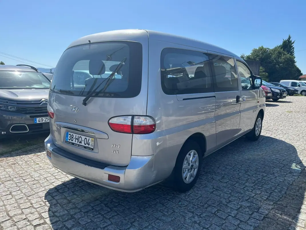 Hyundai H-1 2009 - 9750 EUR, 195000 km - 195000km - foto 2 de 8