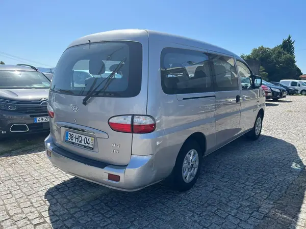 Hyundai H-1 2.5 CRDi Travel Classic 2009 Diesel