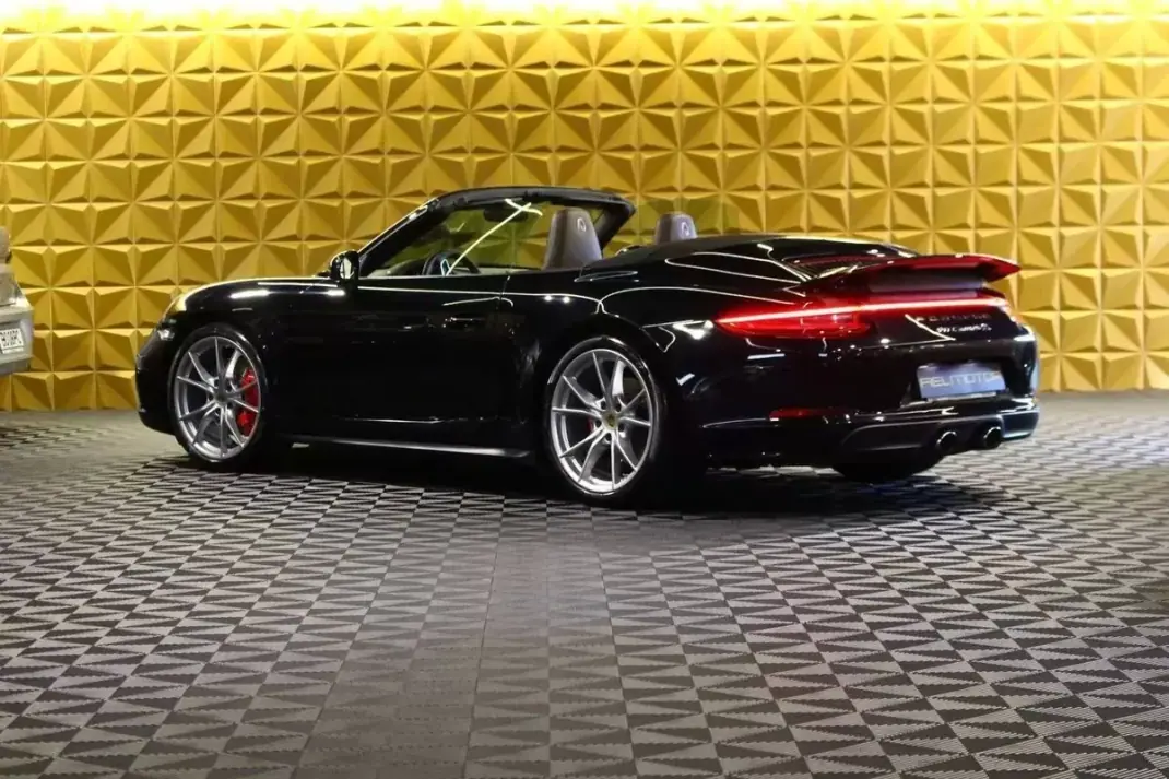 Porsche 911 2017 - 119000 EUR, 75000 km - 75000km - foto 10 de 40