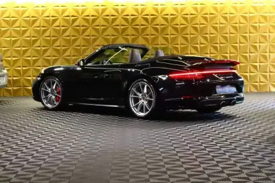Porsche 911 2017 - 119000 EUR, 75000 km - AUTO.MOTO.pt - 75000km - foto 10 de 40