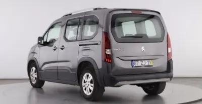Peugeot Rifter 2019 - 16999 EUR, 56031 km - AUTO.MOTO.pt - 56031km - foto 4 de 15