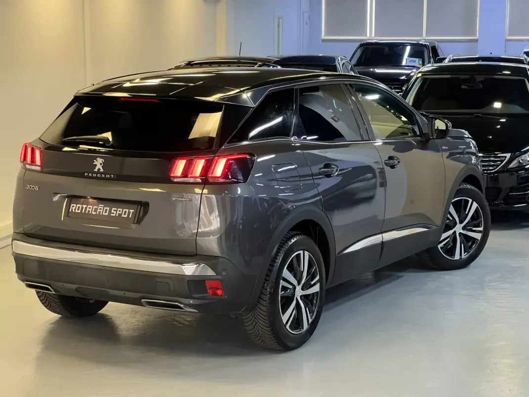 Peugeot 3008 2018 - 13990 EUR, 119000 km - 119000km - foto 15 de 38