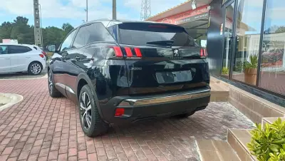Peugeot 3008 2018 - 20990 EUR, 105000 km - AUTO.MOTO.pt - 105000km - foto 12 de 47